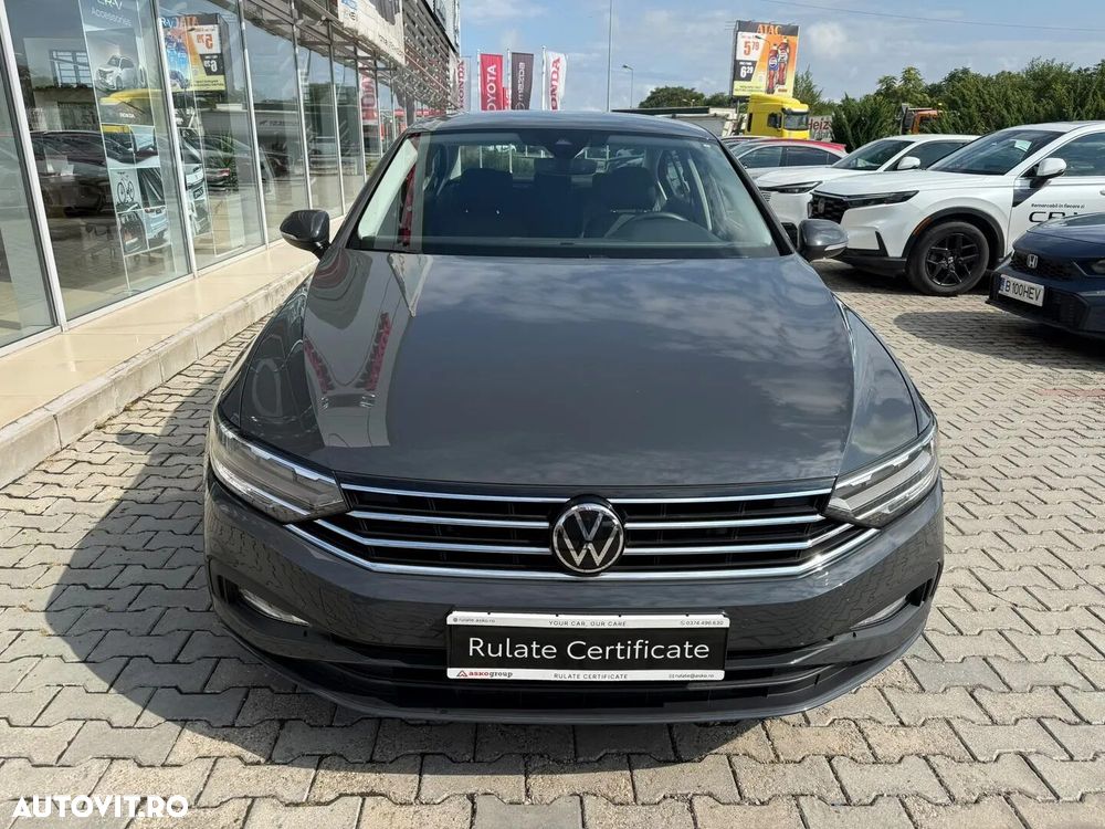Volkswagen Passat - 4