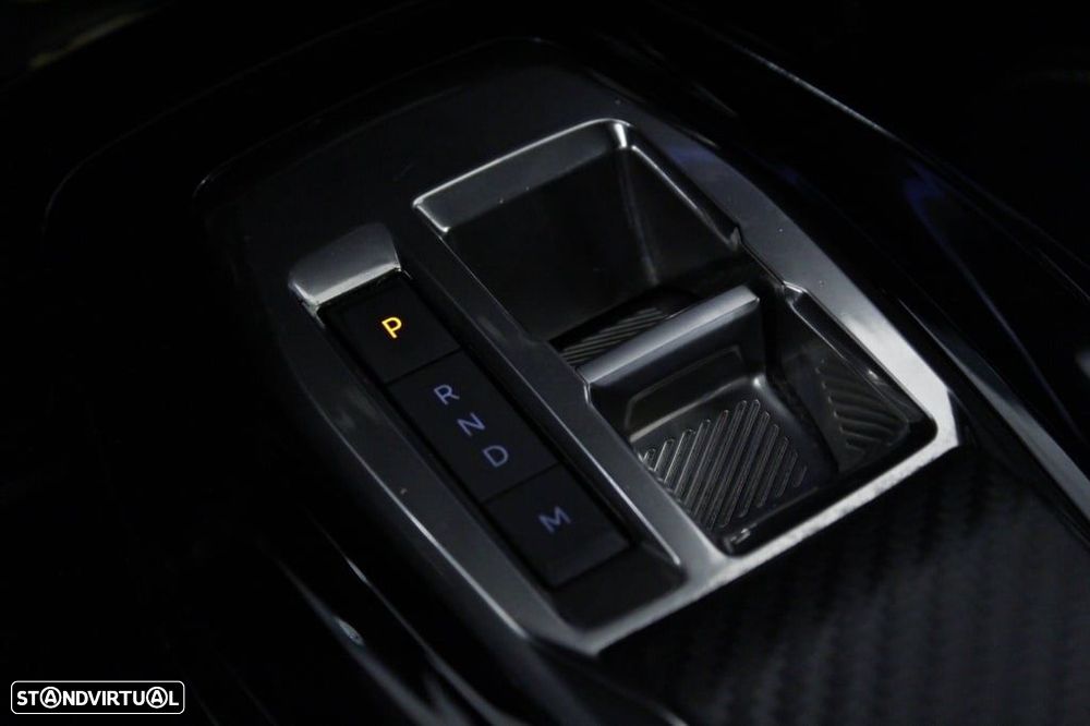Peugeot 2008 1.5 BlueHDi GT Line EAT8 - 32