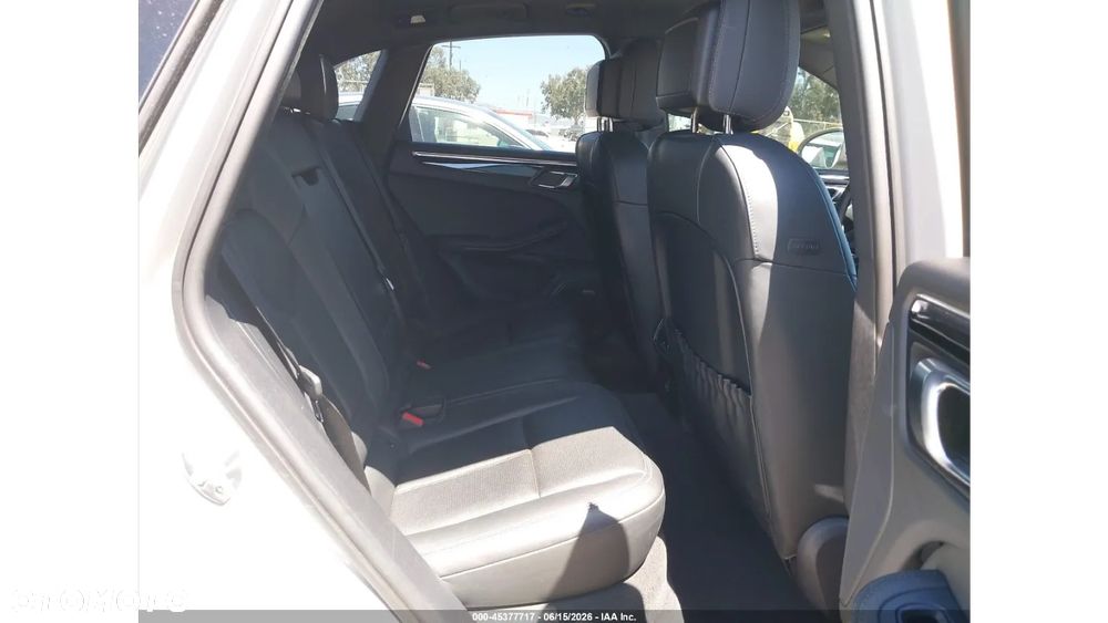 Porsche Macan T PDK - 11