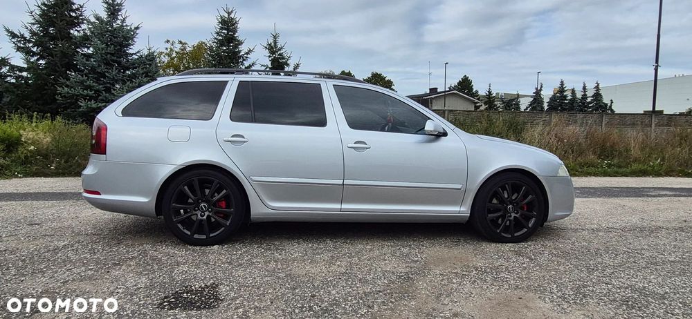 Skoda Octavia 2.0 TDI DPF RS - 9