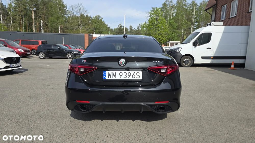 Alfa Romeo Giulia 2.0 Turbo Veloce Q4 - 6