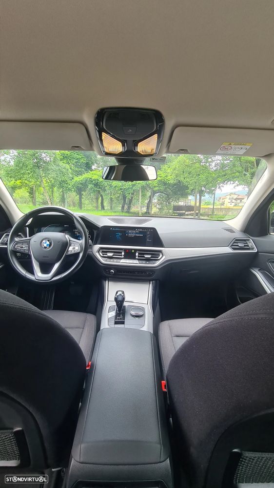 BMW 330 - 3