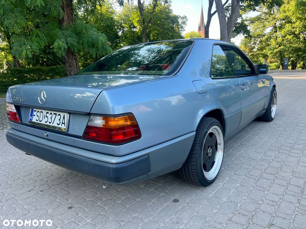 Mercedes-Benz W124 (1984-1993) - 10