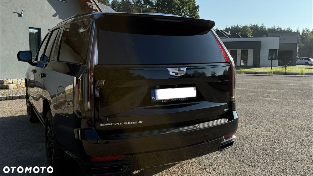 Cadillac Escalade - 10
