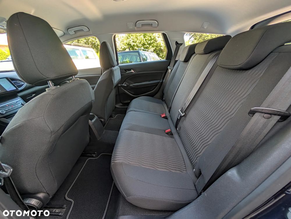 Peugeot 308 SW BlueHDi 100 Stop & Start Niveau 1 Business-Line - 13
