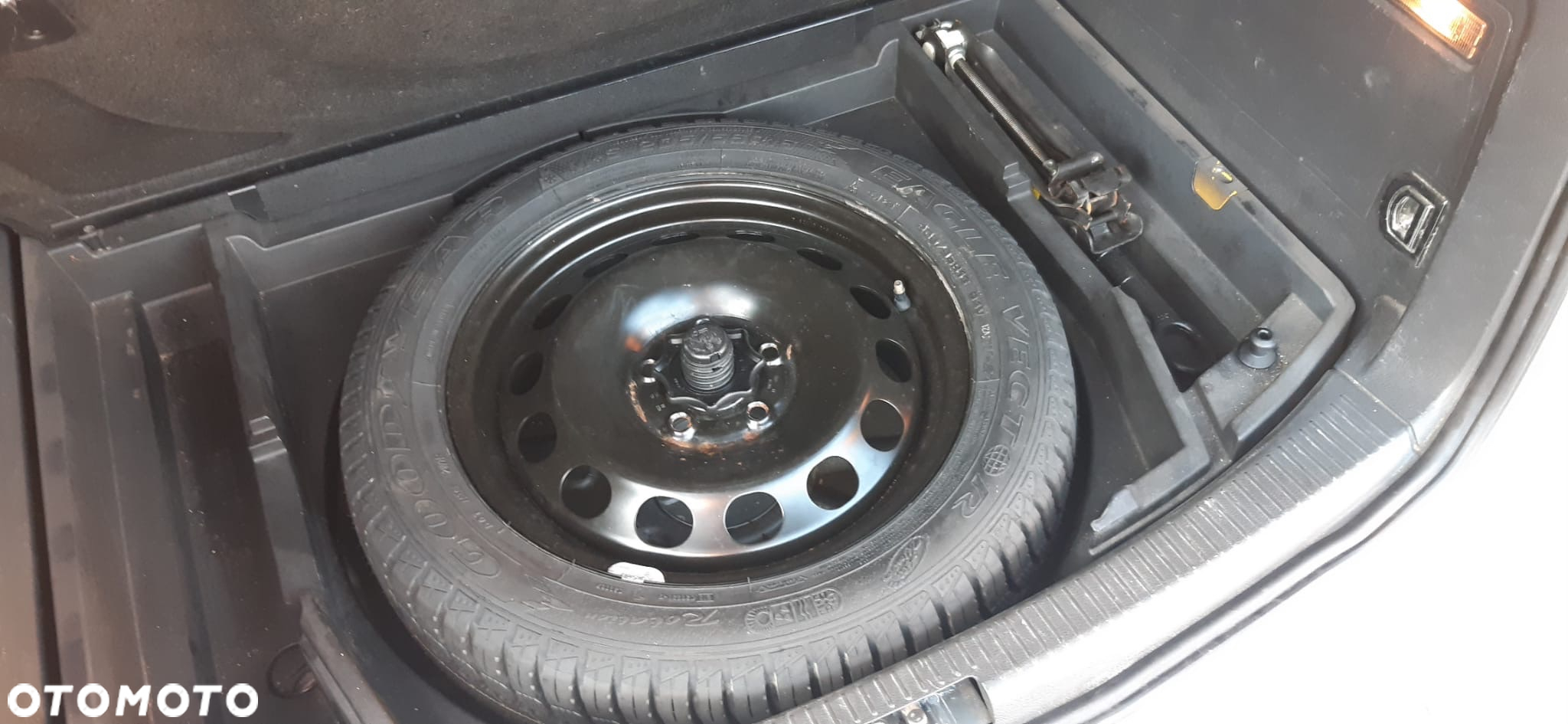 Volkswagen Touran 1.9 TDI - 12