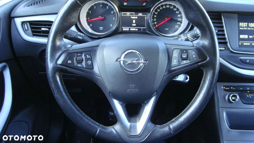 Opel Astra 1.4 T Dynamic - 10