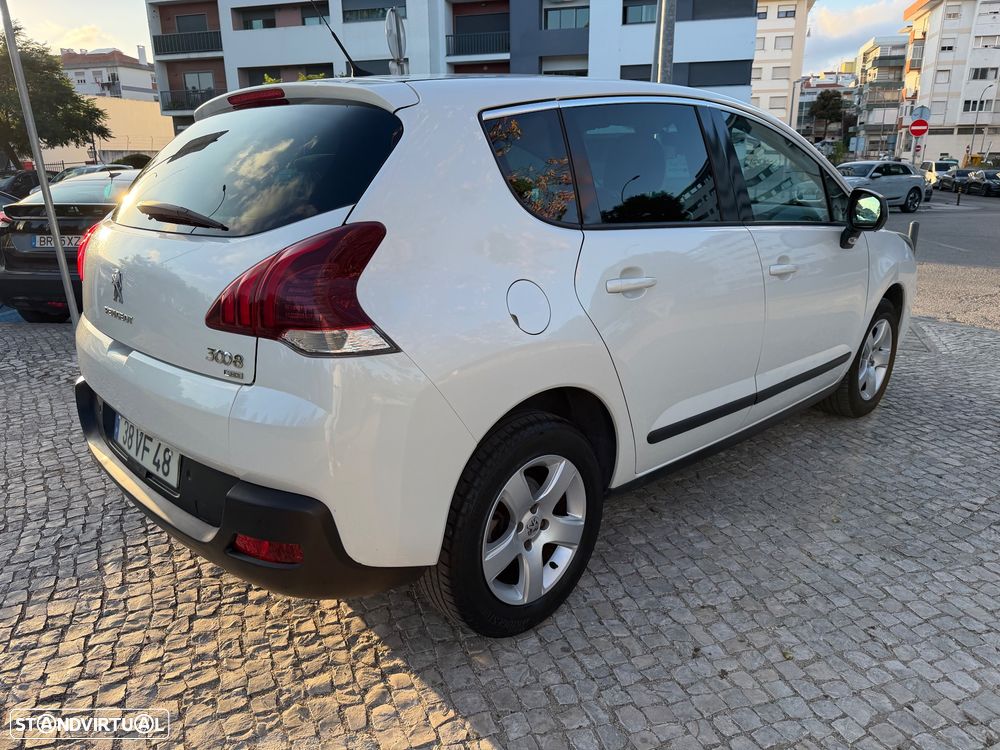 Peugeot 3008 1.6 e-HDi SE Style 2-Tronic 110g - 4