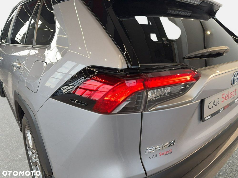 Toyota RAV4 - 12