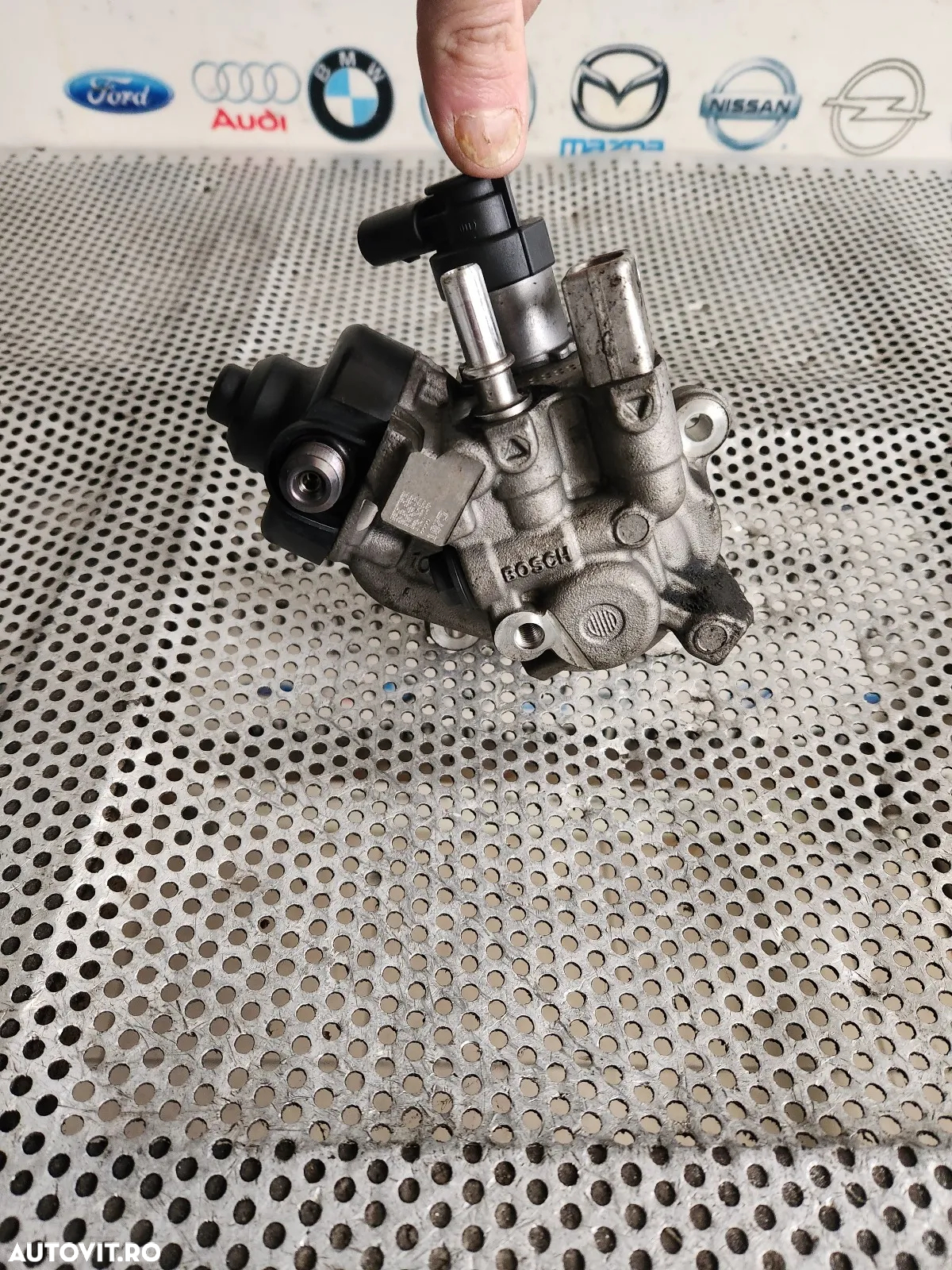 Pompa Inalta Presiune Bmw 2.0 Diesel B47 Cod  x3 x4 F25 F26 x1 x2 F39 F48 F30 G31 G30 G31 G20 G21 E - 5