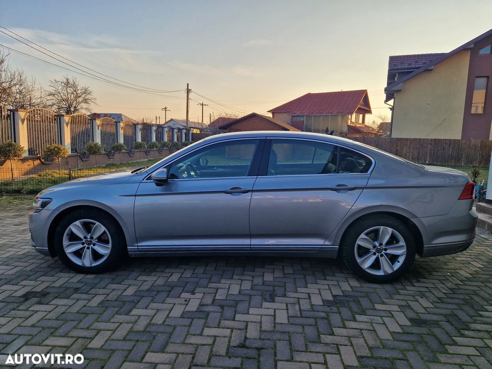 Volkswagen Passat - 2