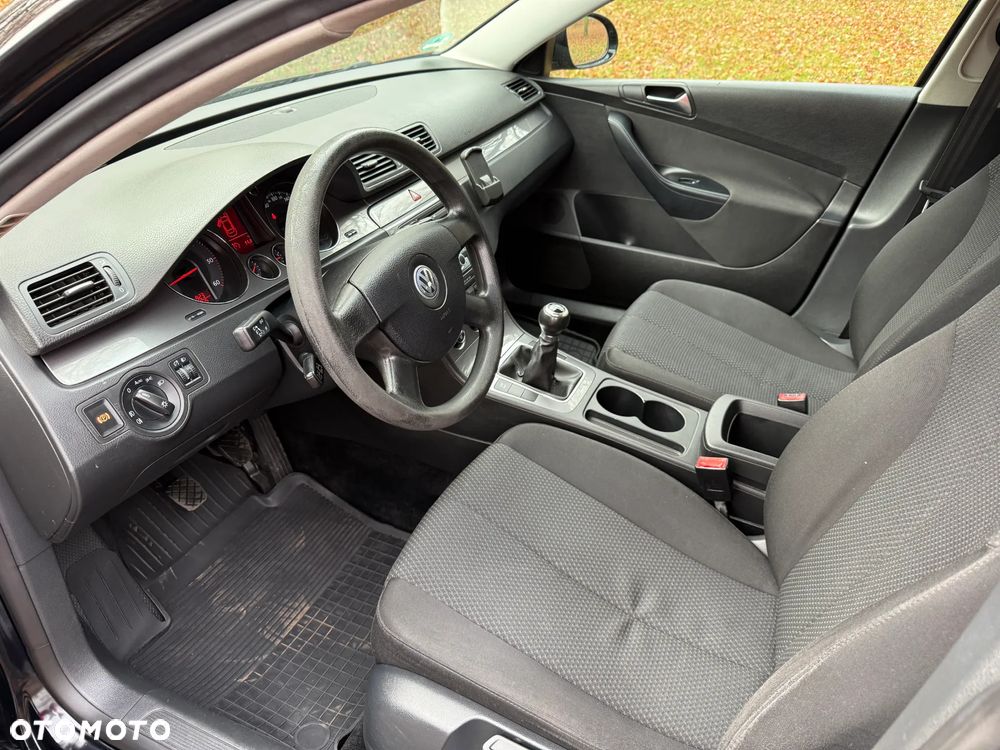 Volkswagen Passat Variant 2.0 TDI Trendline - 12