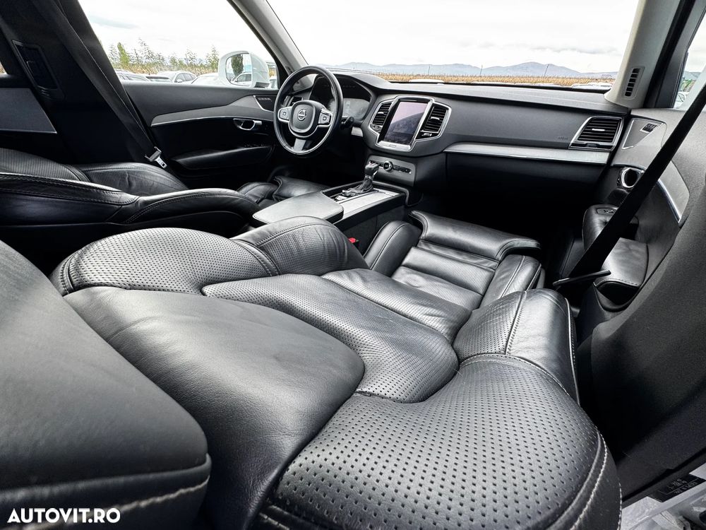 Volvo XC 90 D5 AWD Inscription - 32