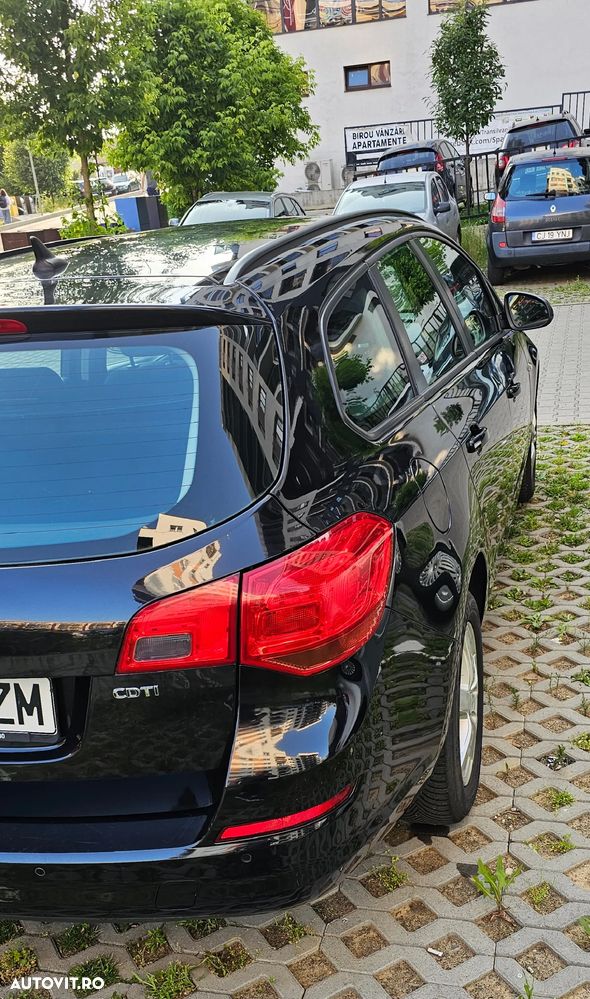 Opel Astra 2.0 CDTI DPF Sports Tourer Automatik - 6