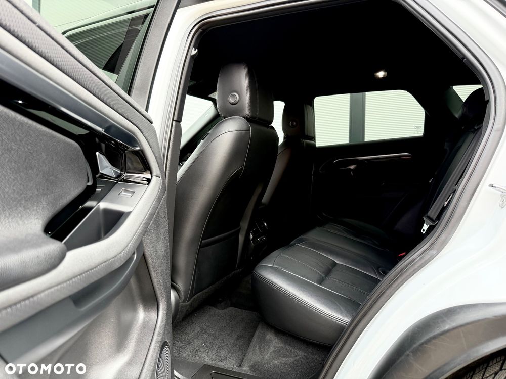 Land Rover Range Rover Evoque D150 S - 27