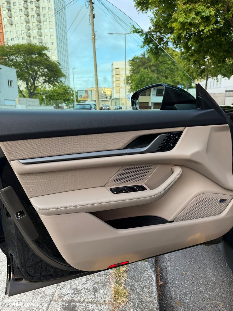 Porsche Taycan Bateria Performance Plus - 23