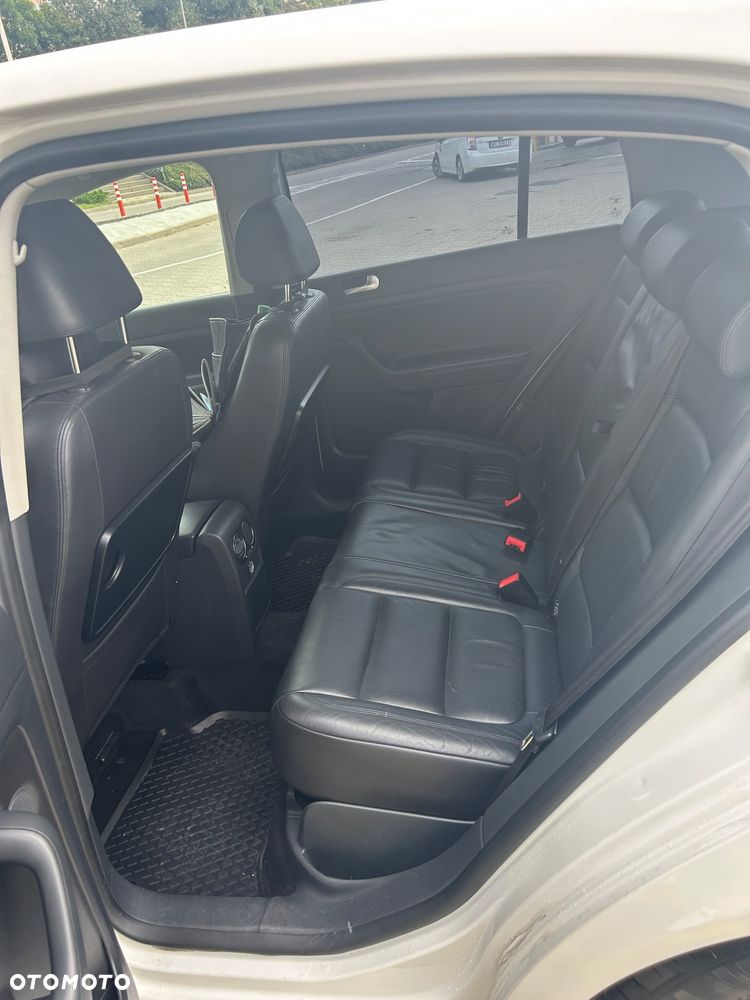 Volkswagen Golf 1.6 TDI BlueMot Trendline DSG - 8