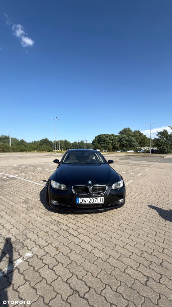 BMW Seria 3 330xi - 2