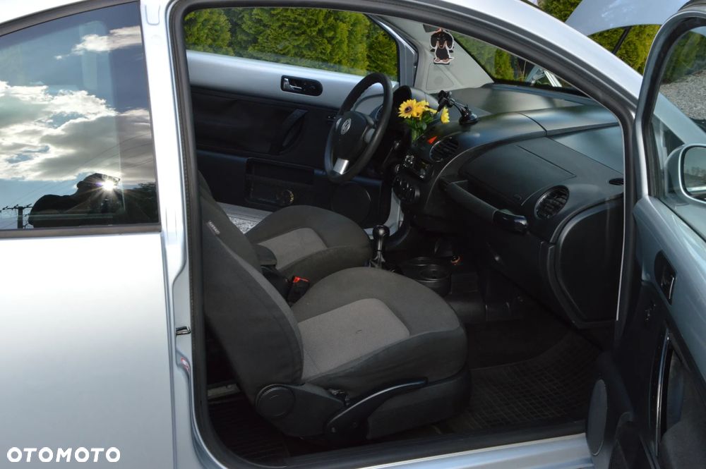 Volkswagen New Beetle 1.9 TDI - 17