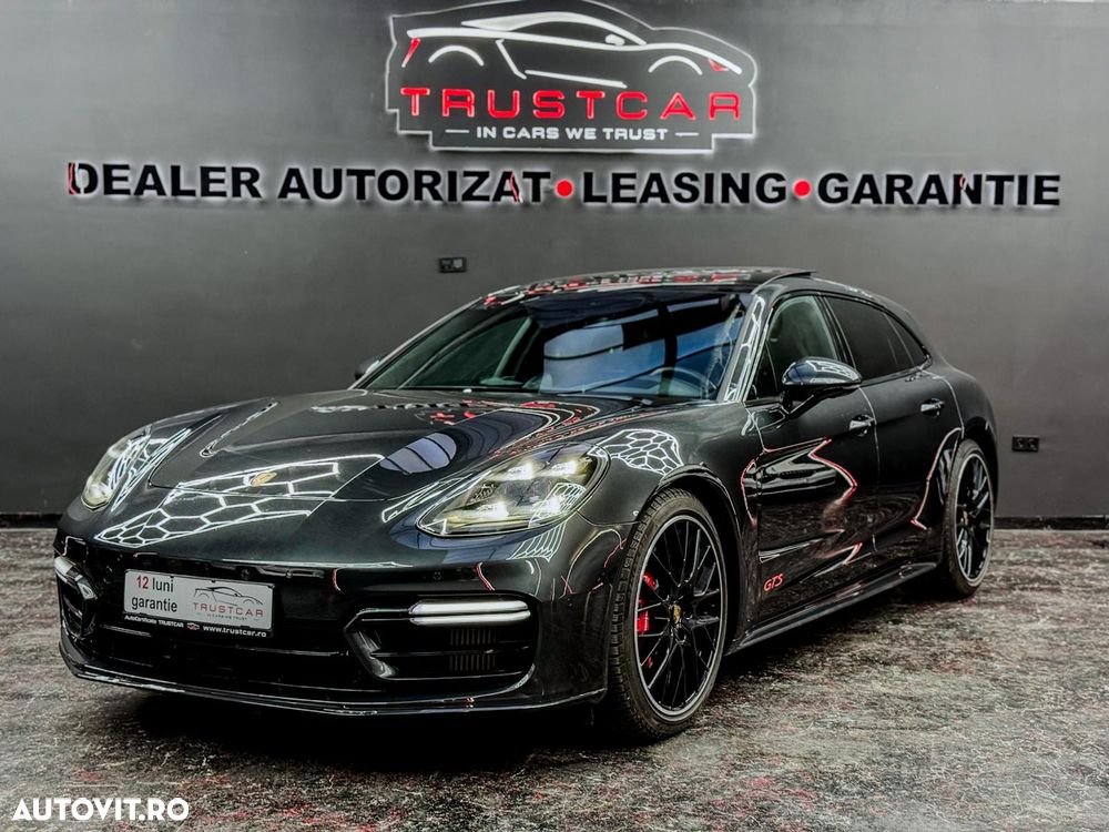 Porsche Panamera GTS - 9
