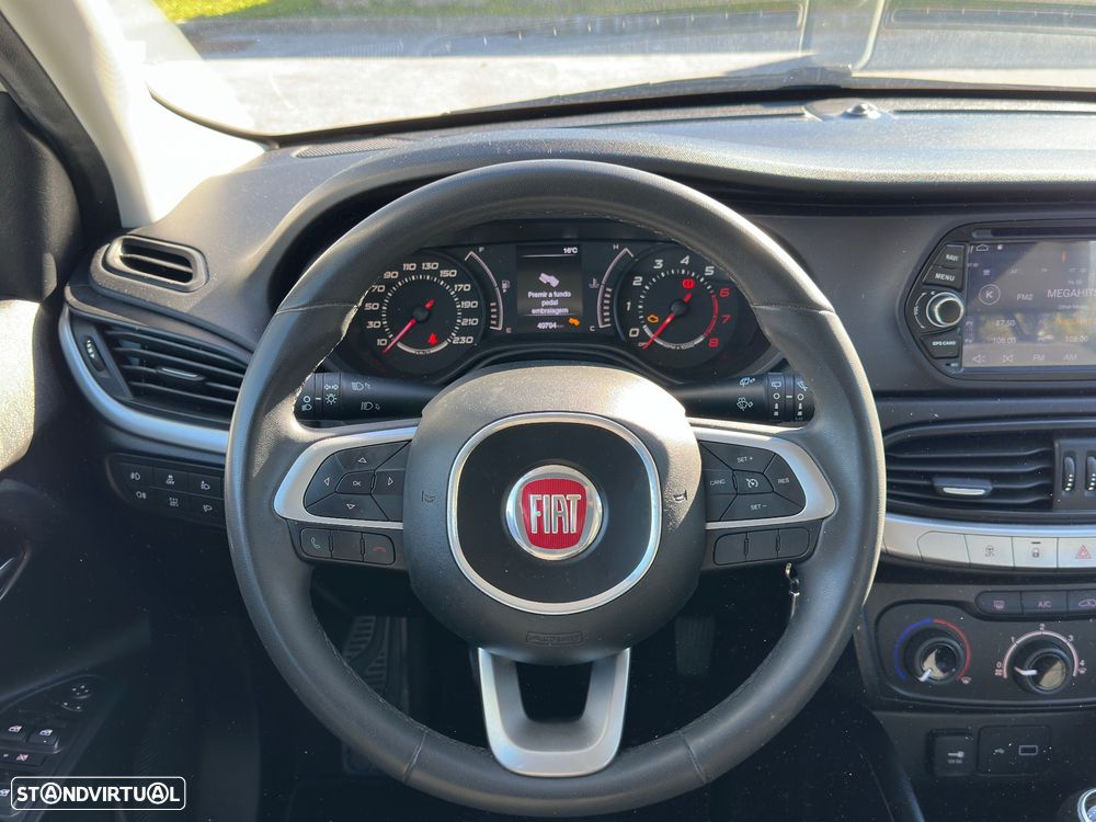 Fiat Tipo Station Wagon 1.4 Easy - 16