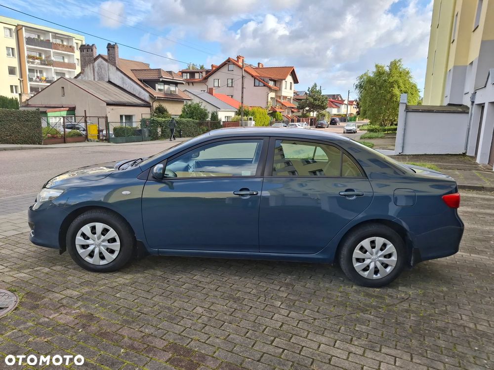 Toyota Corolla 1.6 VVT-i Premium - 3