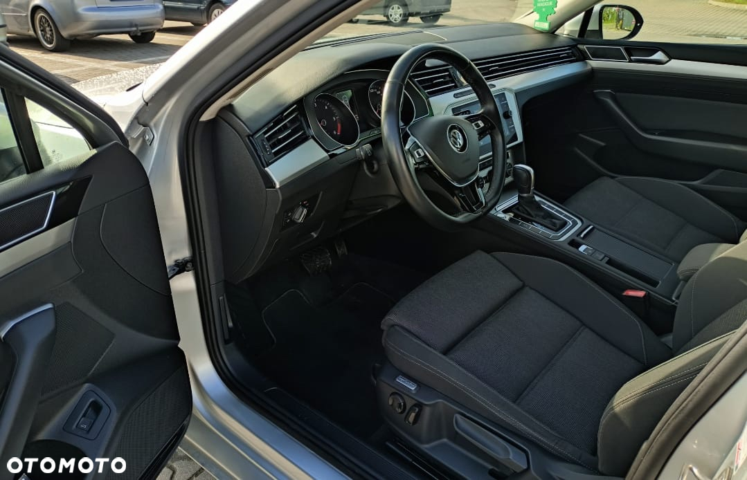 Volkswagen Passat 2.0 TDI BMT Highline DSG - 15