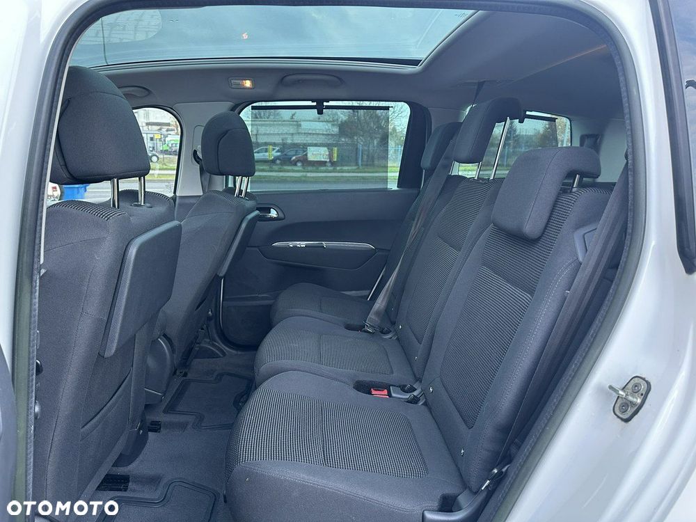 Peugeot 5008 2.0 HDi Allure 7os - 9