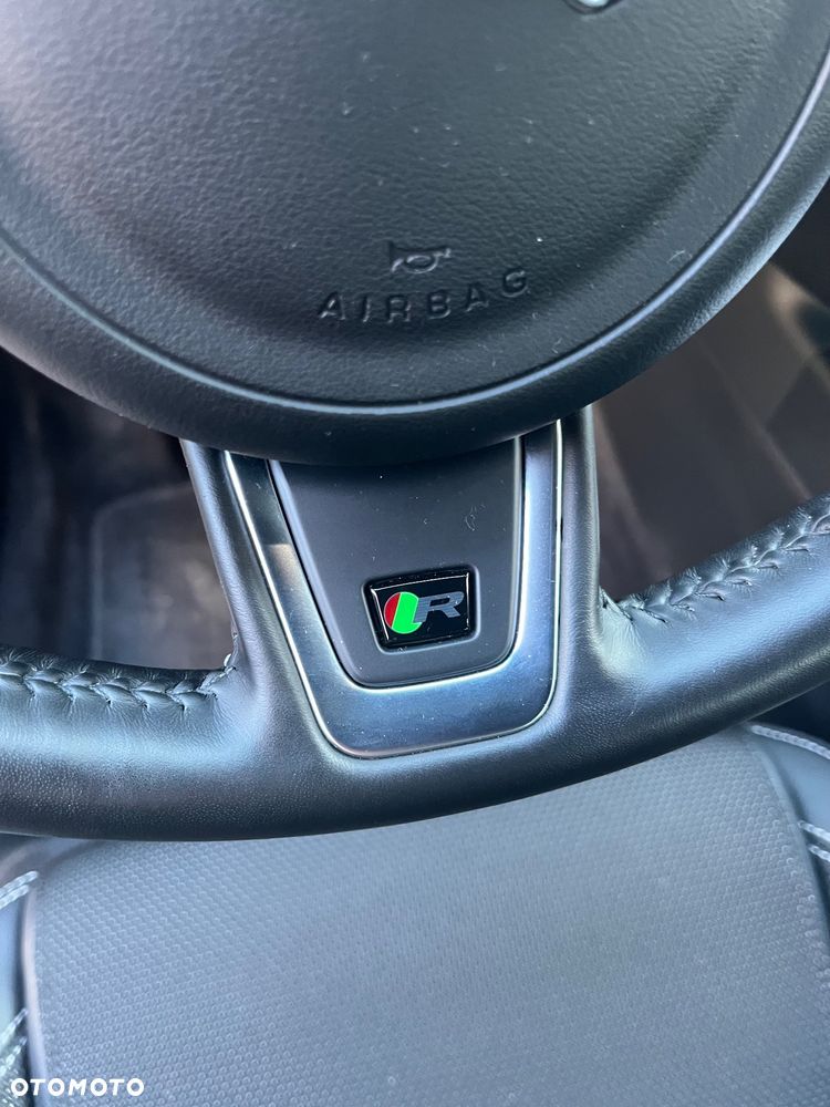 Jaguar E-Pace 2.0 i4D AWD R-Dynamic - 18