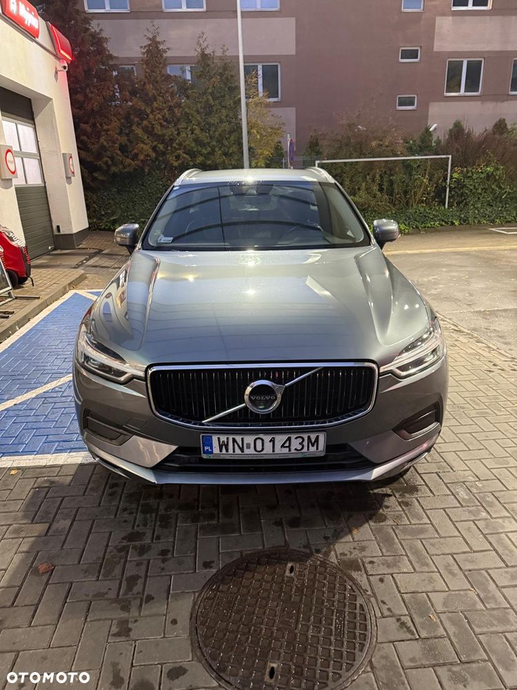 Volvo XC 60 D4 Momentum Pro - 22
