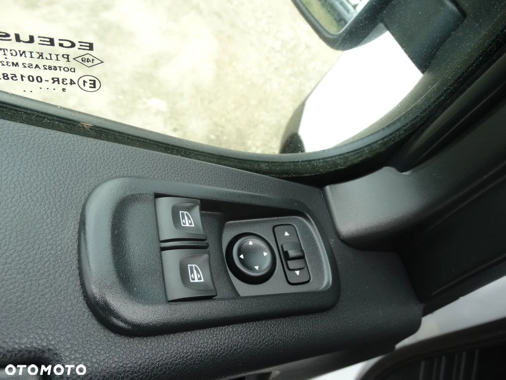 Opel Movano - 10