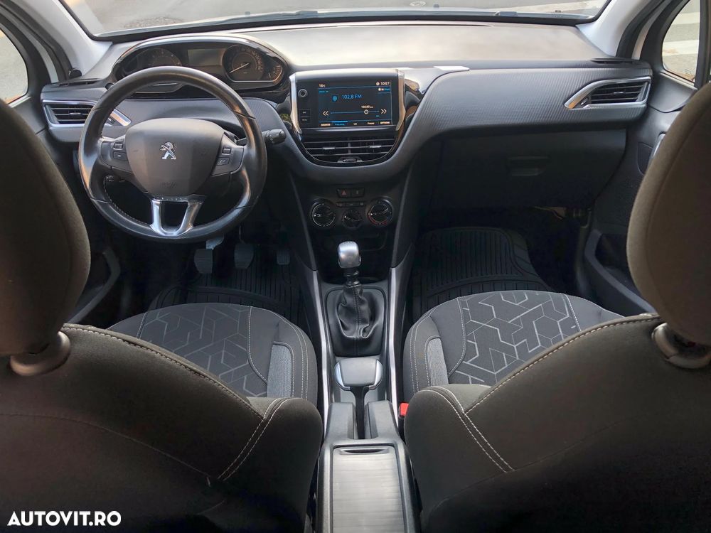 Peugeot 2008 - 5