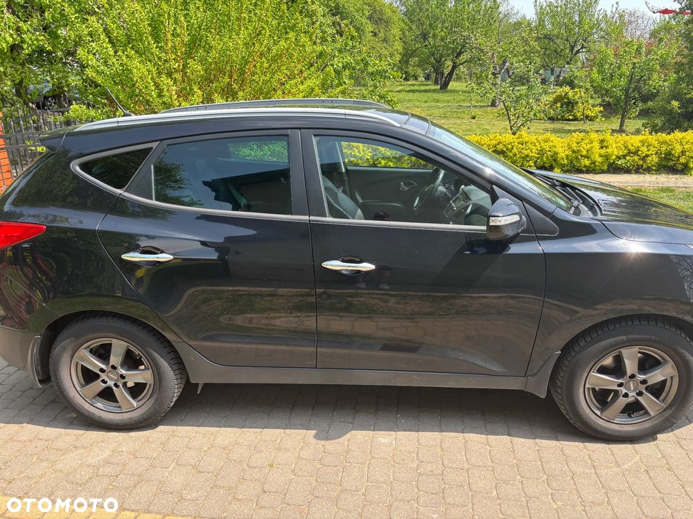 Hyundai Tucson 2.0 CRDi VGT 2WD GLS - 9