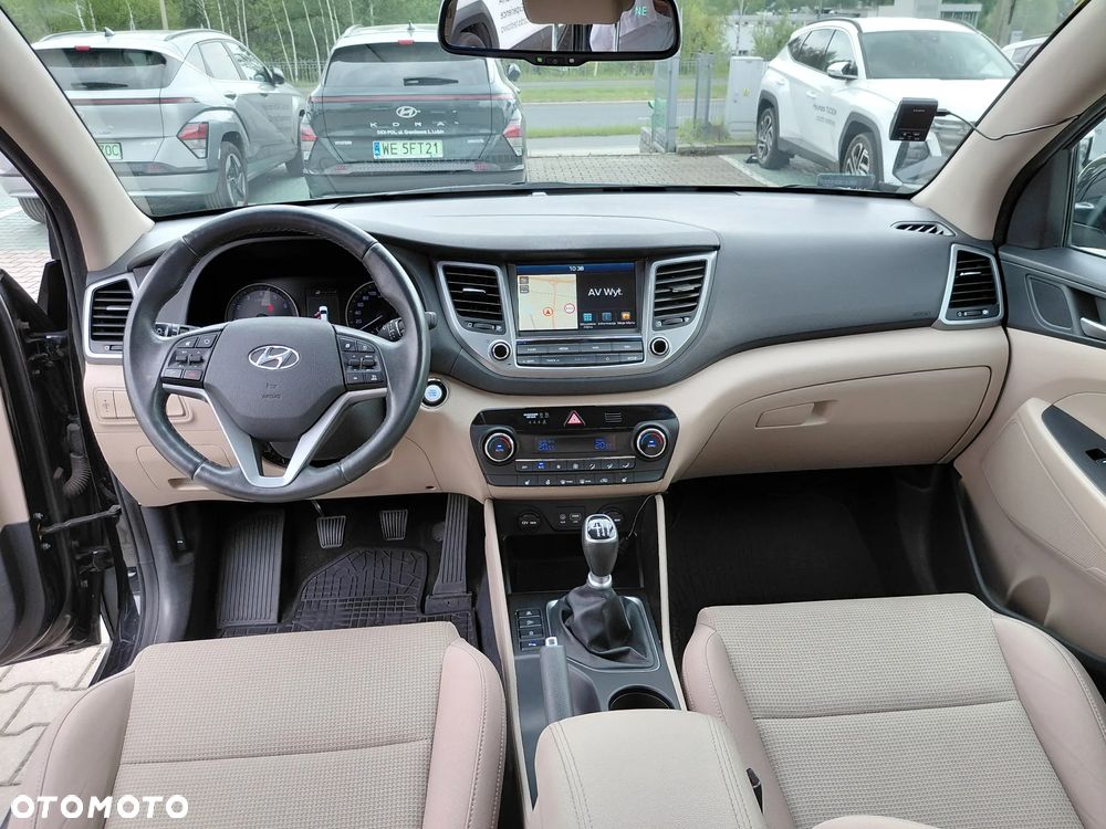 Hyundai Tucson 1.6 GDI BlueDrive Style 2WD - 14