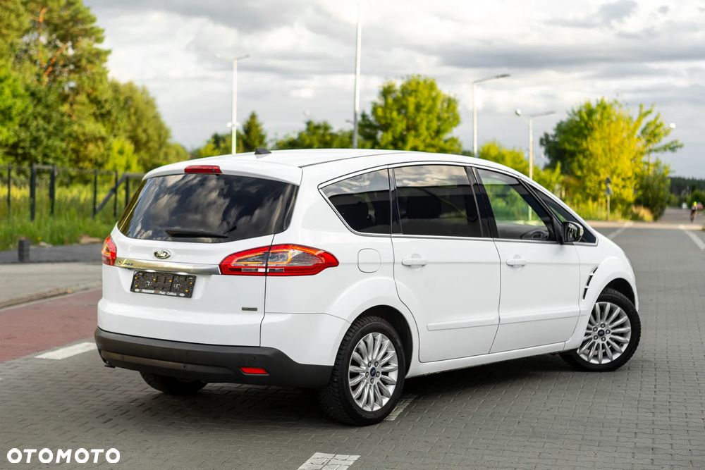 Ford S-Max - 18