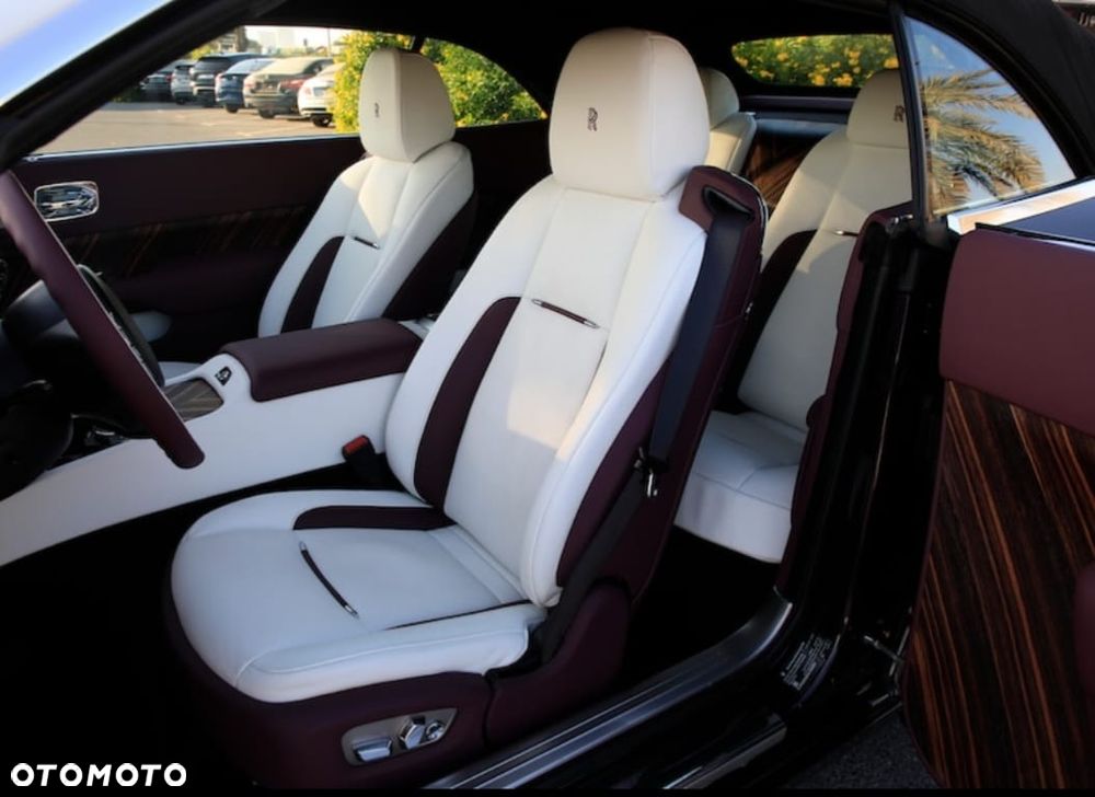 Rolls-Royce Dawn - 12