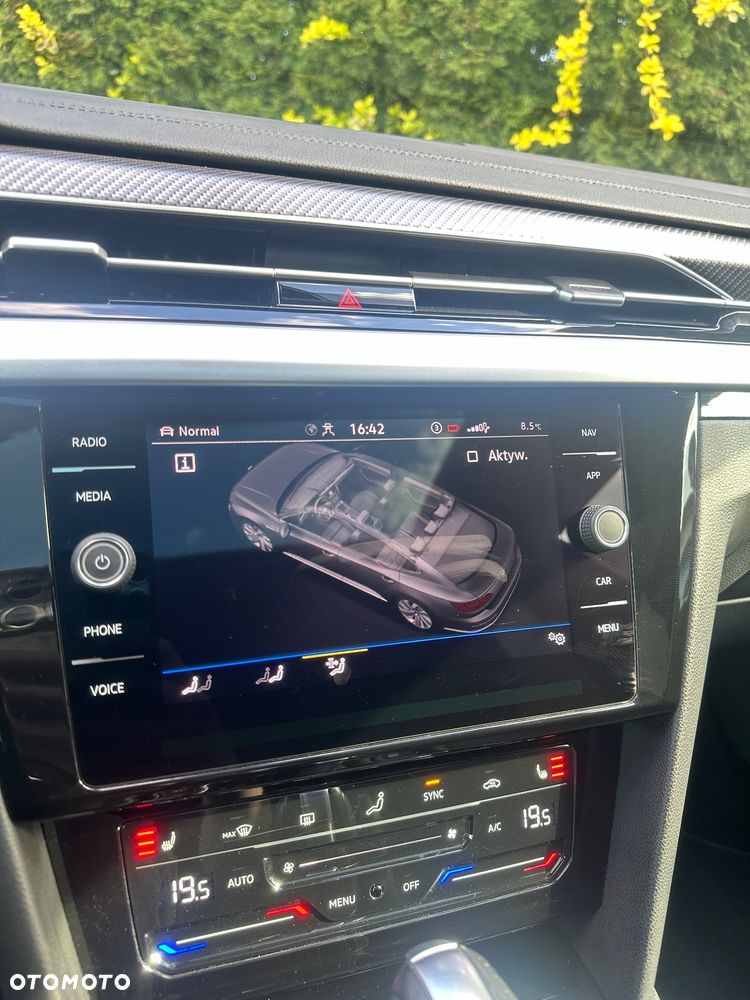 Volkswagen Arteon 2.0 TSI DSG R-Line - 32