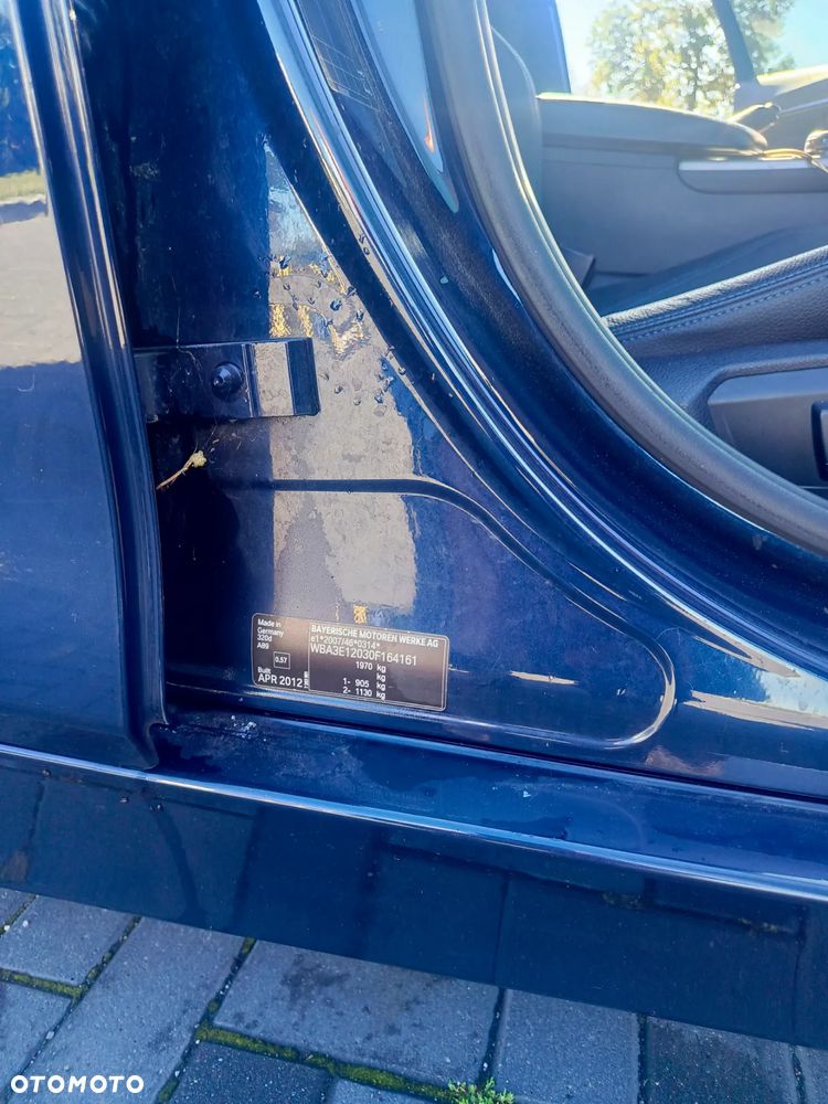 BMW Seria 3 320d DPF - 22