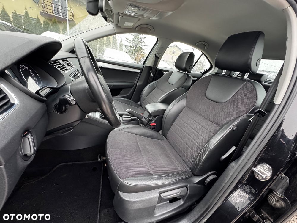 Skoda Octavia 1.4 TSI Ambition - 35