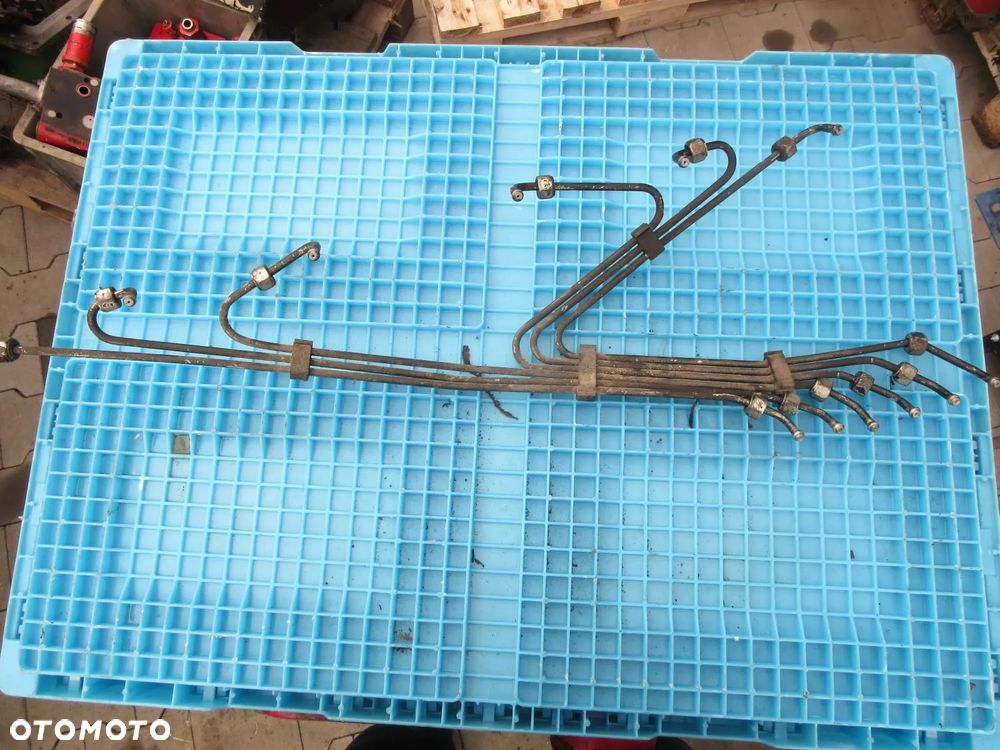 Przewody rurki wtrysków Sisu 620.93 Case CS150 - 1