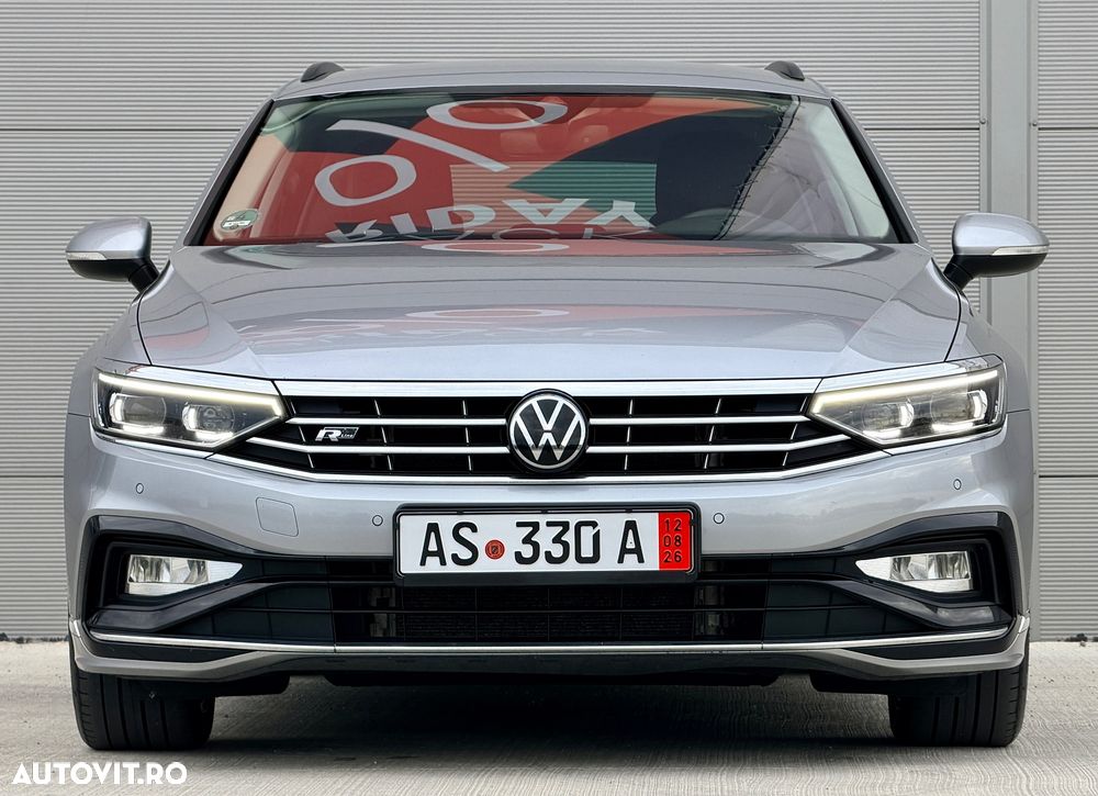 Volkswagen Passat 2.0 TDI SCR DSG R-Line - 11