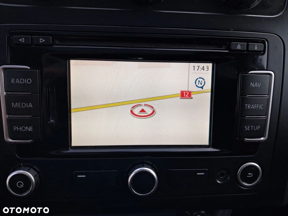 Volkswagen Touran 1.6 TDI DPF MATCH - 17