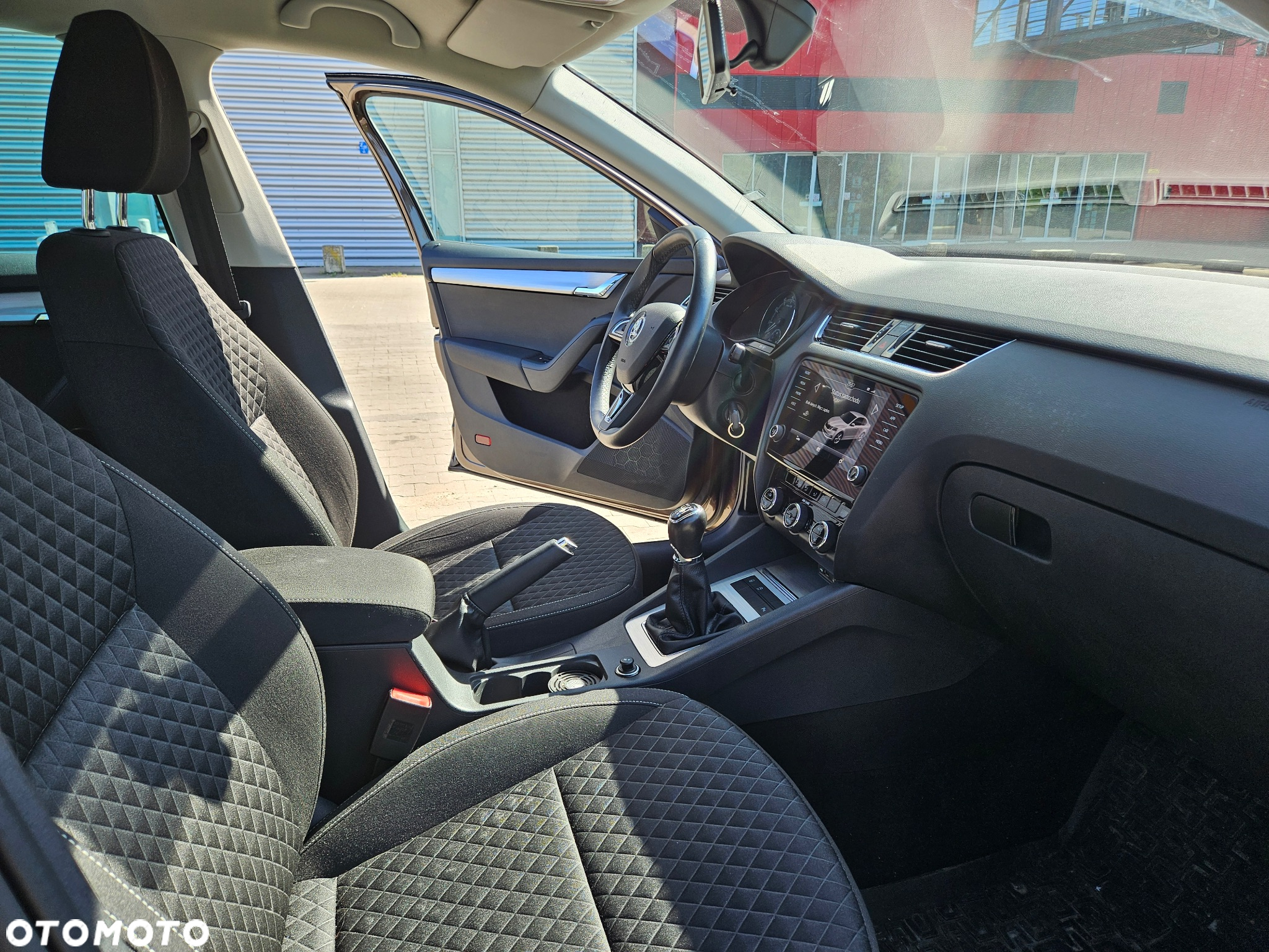 Skoda Octavia 1.4 TSI Drive - 16
