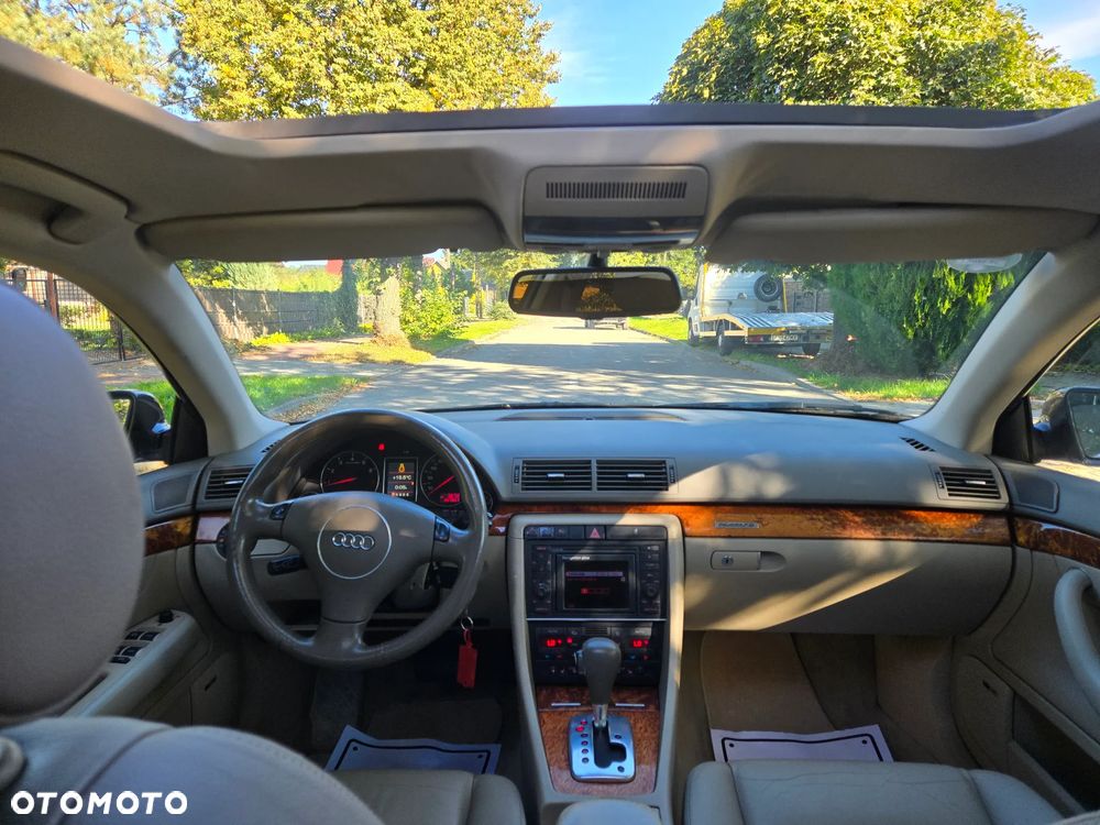 Audi A4 Avant - 13