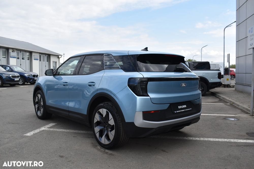 Ford Explorer AWD 79 kWh Extended Range Premium - 15