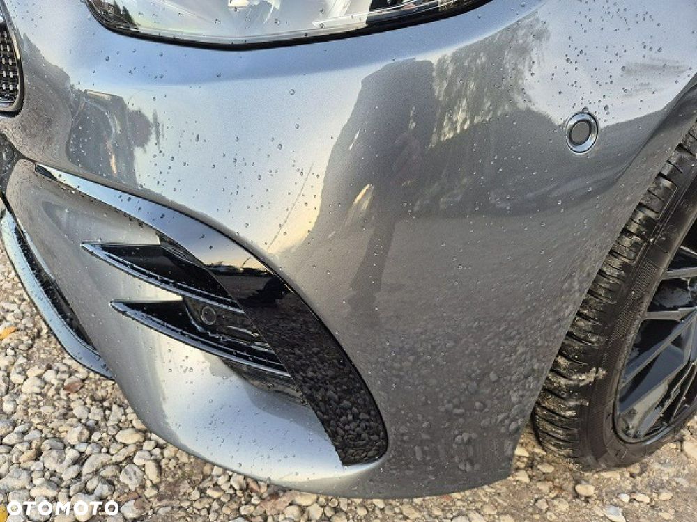 Mercedes-Benz Klasa E - 8