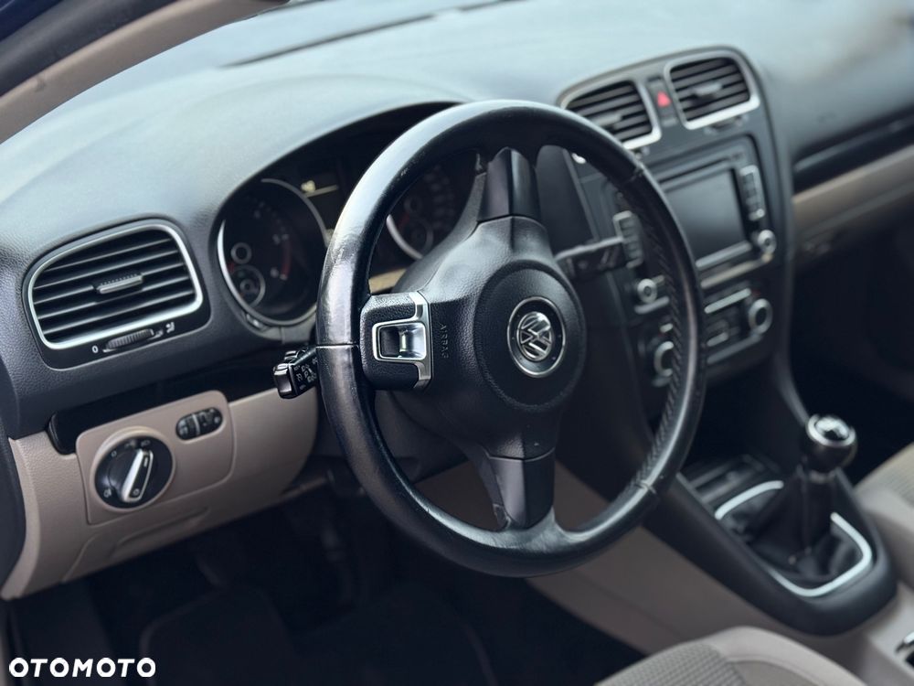 Volkswagen Golf Variant - 10