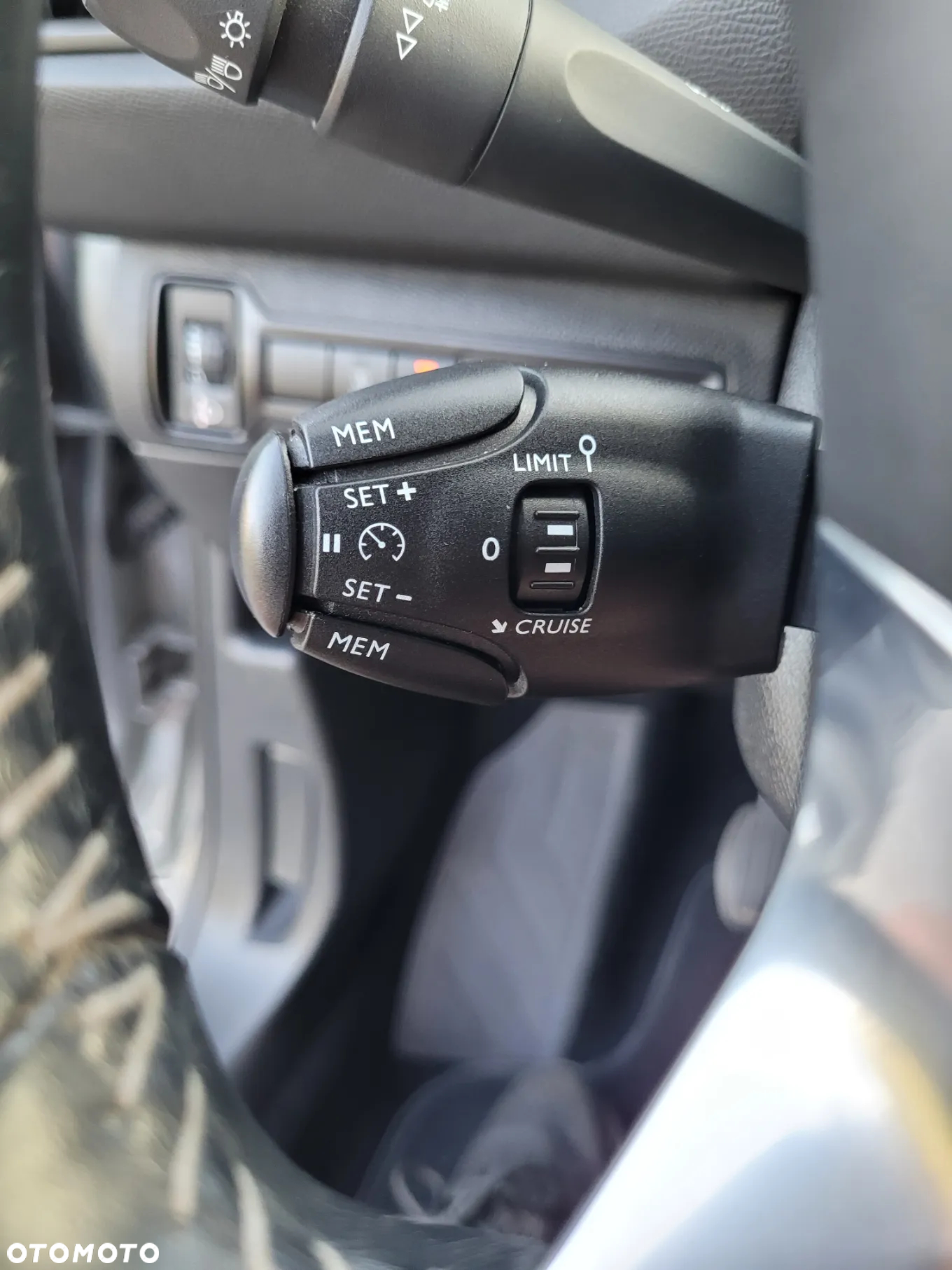 Peugeot 308 1.5 BlueHDi Business Line S&S - 23