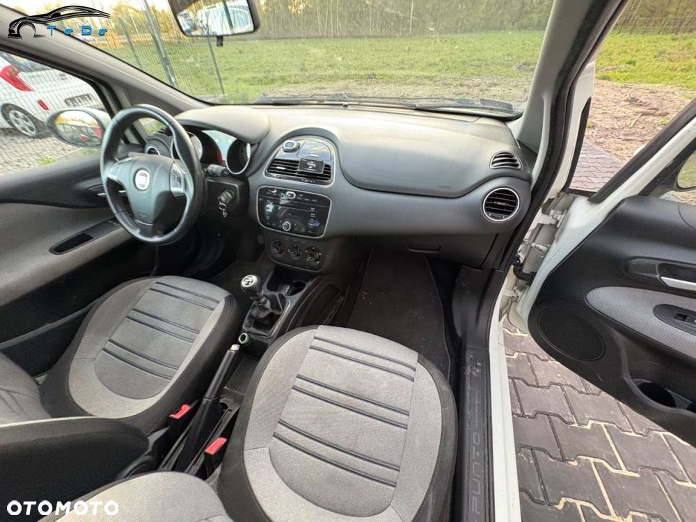 Fiat Punto Evo 1.4 8V Dynamic Euro5 - 20