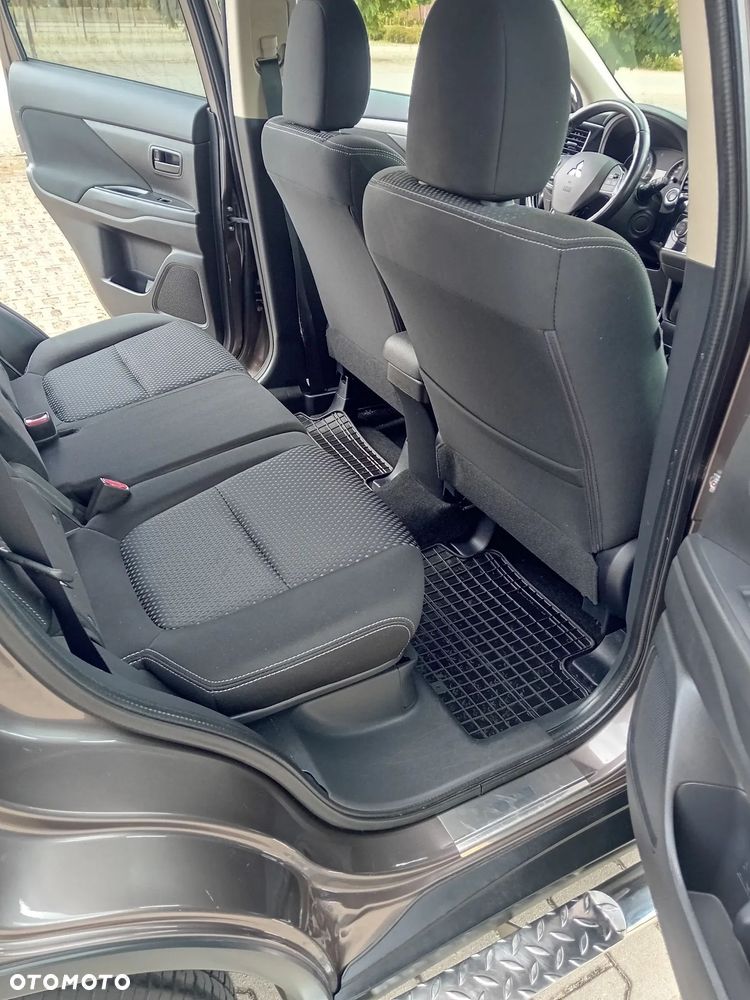 Mitsubishi Outlander 2.0 City Style 2WD - 13